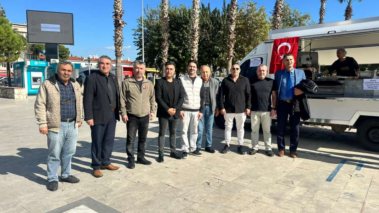 Muğla Yozgatlılar Derneği ve Fethiye AK Gençlik’ten Şehitler İçin Lokma Hayrı 4